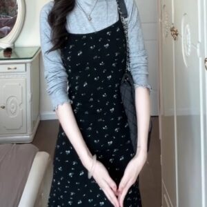 韓系氣質碎花吊帶套裝