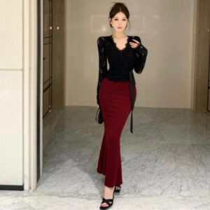 性感蕾絲綁帶上衣+顯瘦內搭吊帶裙